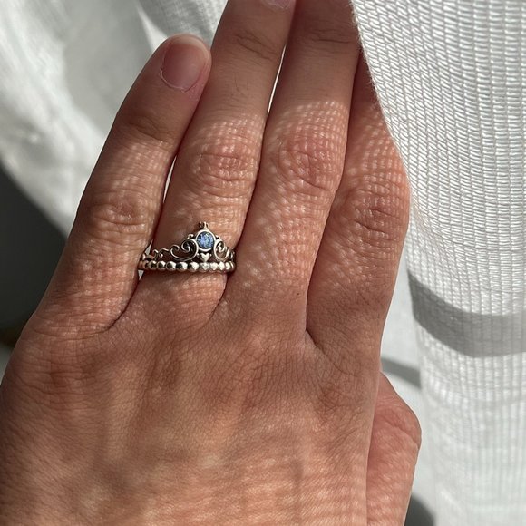 Pandora Disney Cinderella blue tiara ring - Picture 2 of 3